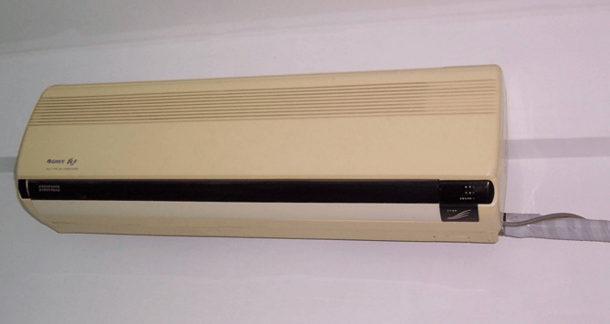 出售家用二手空调一个给钱就卖